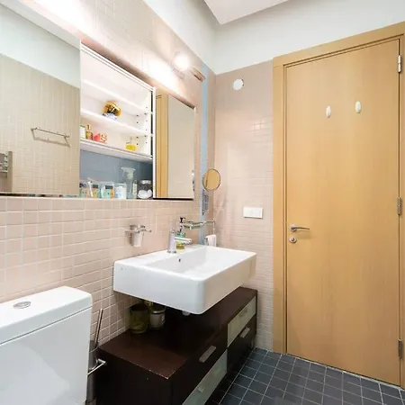 Unique Flat By The Bosphorus In Bebek * Istanboel